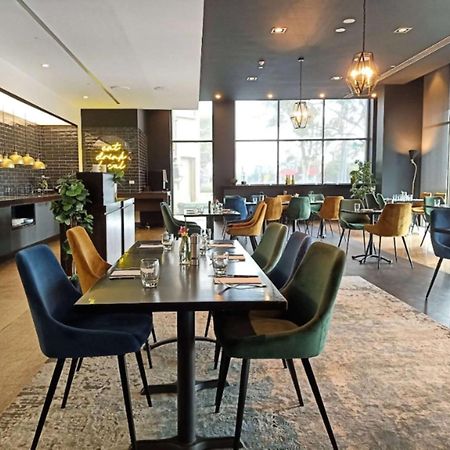 Novotel Melbourne Glen Waverley Exteriör bild