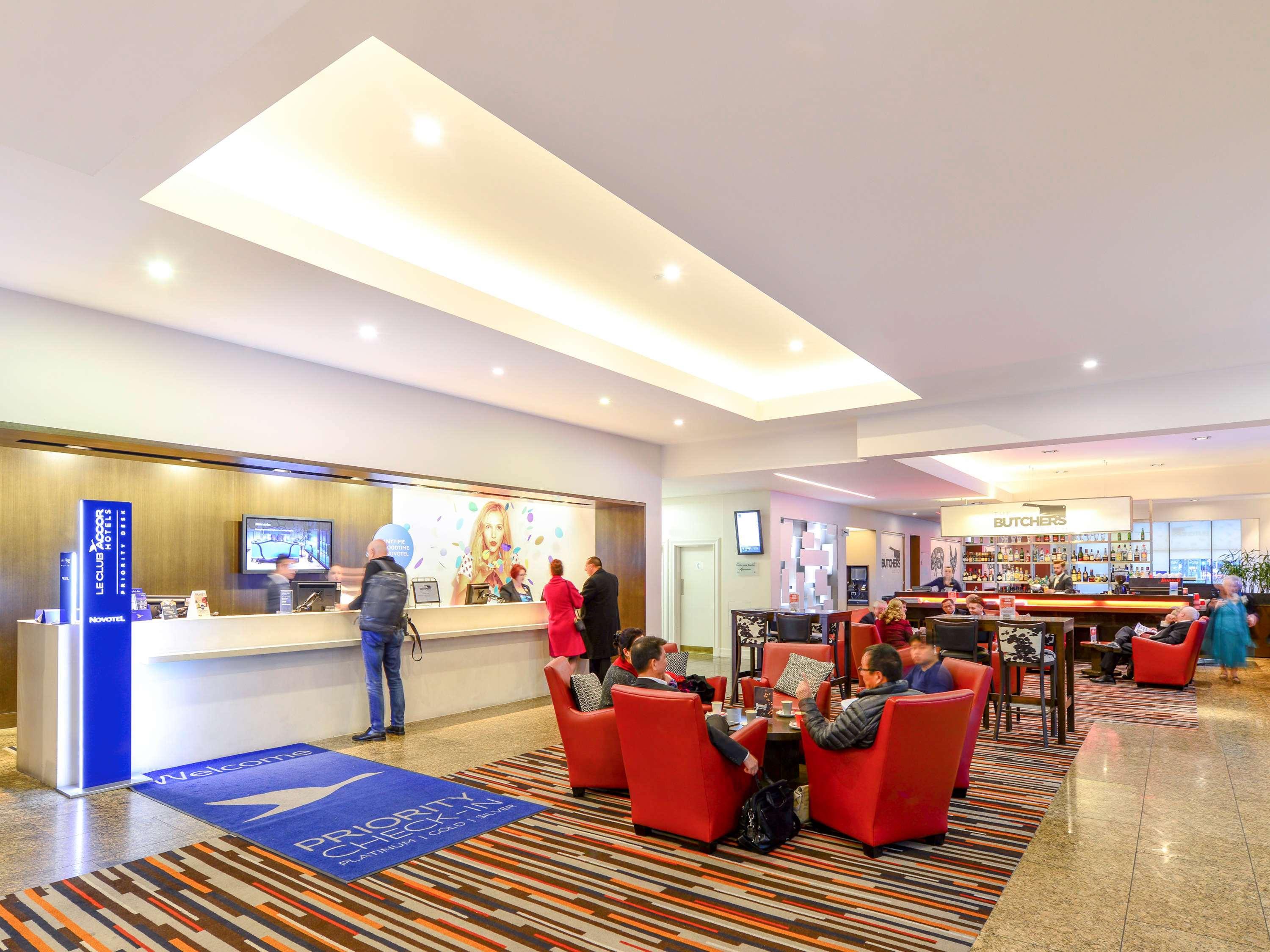 Novotel Melbourne Glen Waverley Exteriör bild